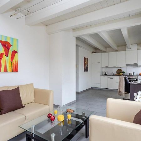Swiss Star District 11 - Self Check-In Apartment Zurich Exterior photo